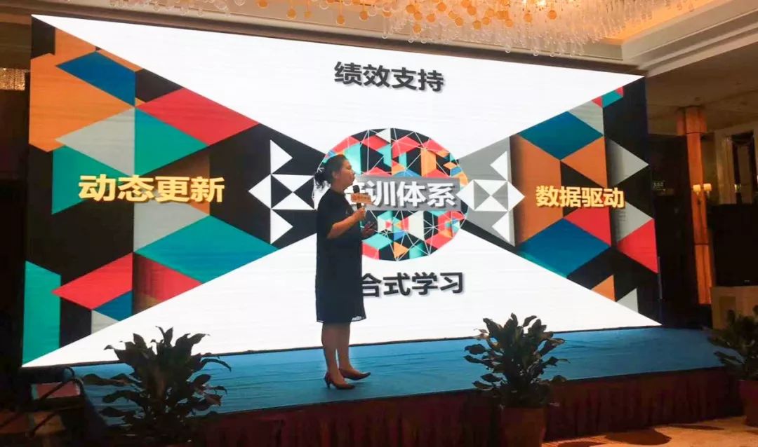 课酷首席讲师.jpg